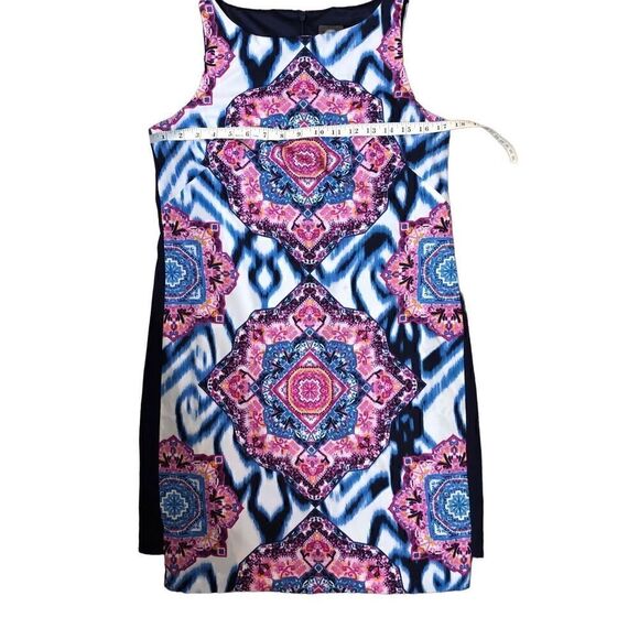 Vince Camuto Blue Pink Medallion Geometric Print Sleeveless Shift Dress Size 6 - Picture 7 of 9